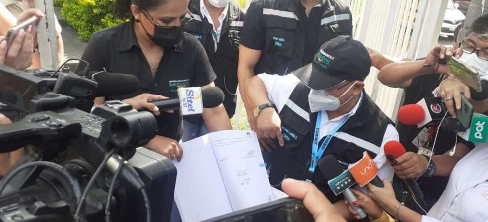 Contratos del BTR en la Alcaldía cruceña