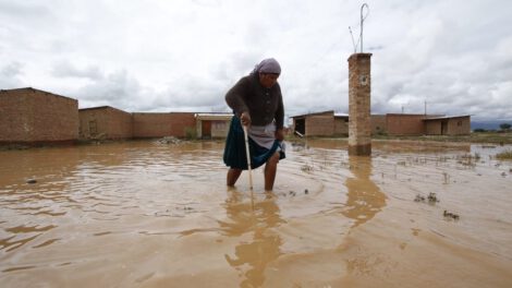 Inundaciones en Bolivia afectan a 60 mil familias