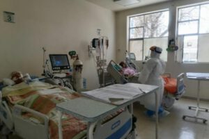 Hospital Obrero colapsó por pacientes no vacunados