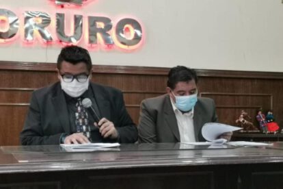 Falsificación de títulos en el Gobierno Autónomo Departamental de Oruro