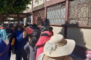 Inscripción escolar en Oruro