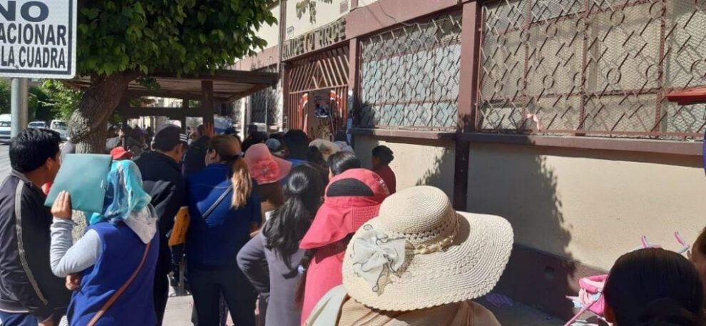 Inscripción escolar en Oruro