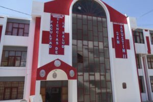 Examen de admisión presencial en la Facultad de Ciencias de la Salud