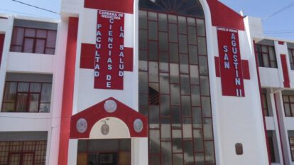 Examen de admisión presencial en la Facultad de Ciencias de la Salud