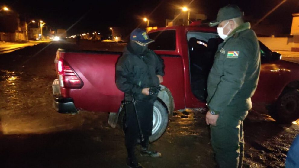 Falso guardia municipal cobró a la dueña de un local