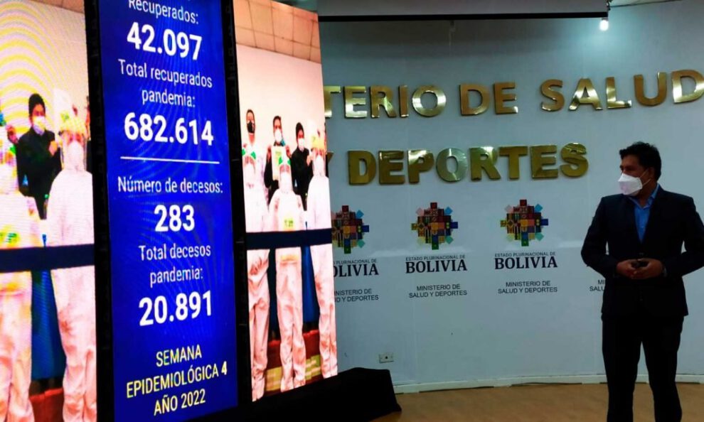 Reducción de contagios de Covid-19 en Bolivia
