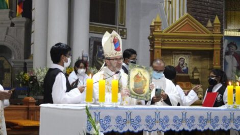 Celebración de la misa en honor a la Virgen del Socavón