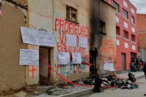 psicópata sexual y su familia aprehendidos por complicidad