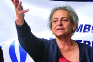Amparo Carvajal se ofrece como garante de Revilla en el caso PumaKatari