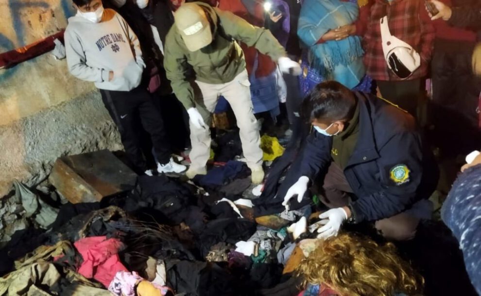 Fiscalía imputa a la madre y hermana del feminicida serial Richard Choque