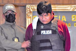 Certificado médico falsificado en caso de feminicida serial