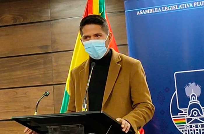 Extradición de Dávila y posición de Andrónico Rodríguez