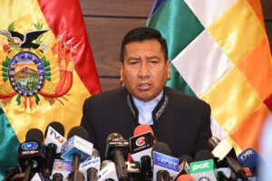Endurecimiento de sanciones propuesto por Freddy Mamani