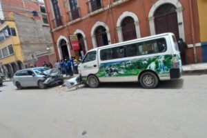 Accidente de tránsito en Oruro tras ataque epiléptico del taxista