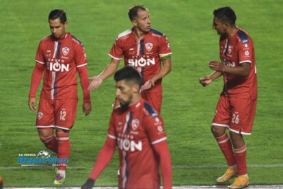 Royal Pari en preparación para el campeonato Apertura