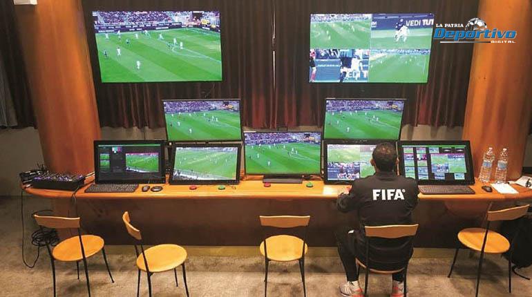 VAR en el fútbol boliviano