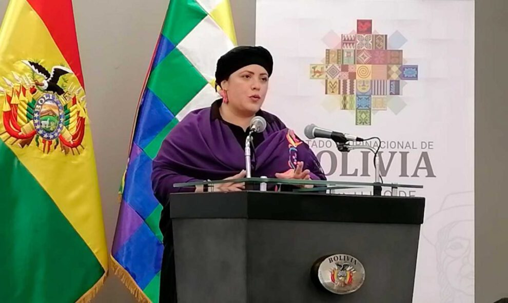 Comisión de feminicidio y violación liderada por la ministra María Nela Prada