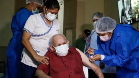 Dosis anticovid en Bolivia