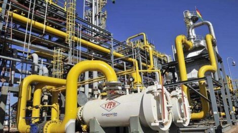 Importación de crudo desde Argentina para refinar diésel y gasolina