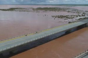 Puente Aroma inaugurado por el Presidente Arce