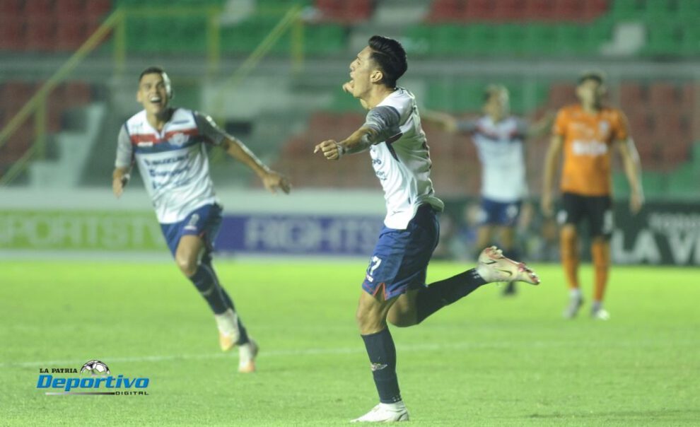 Wilstermann busca proponer fútbol en cualquier escenario deportivo