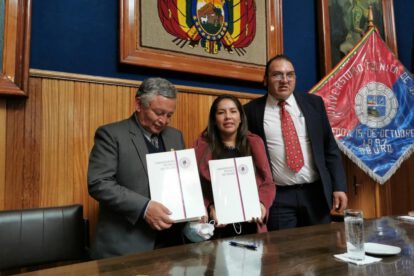 Pasantías en Segip y Cartonbol para estudiantes de la UTO