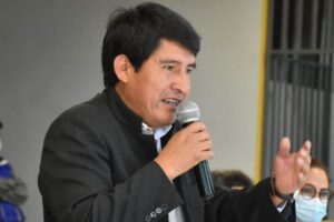 Imputan por estafa al Gobernador de Chuquisaca Damián Condori