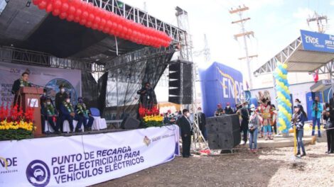 Electrolinera en Oruro, primera del país