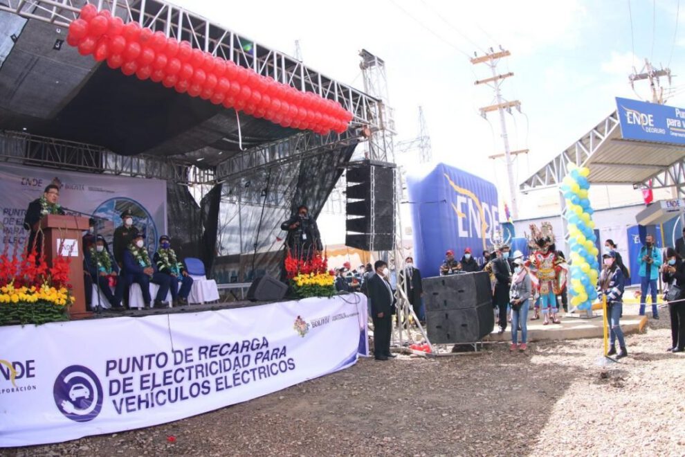 Electrolinera en Oruro, primera del país