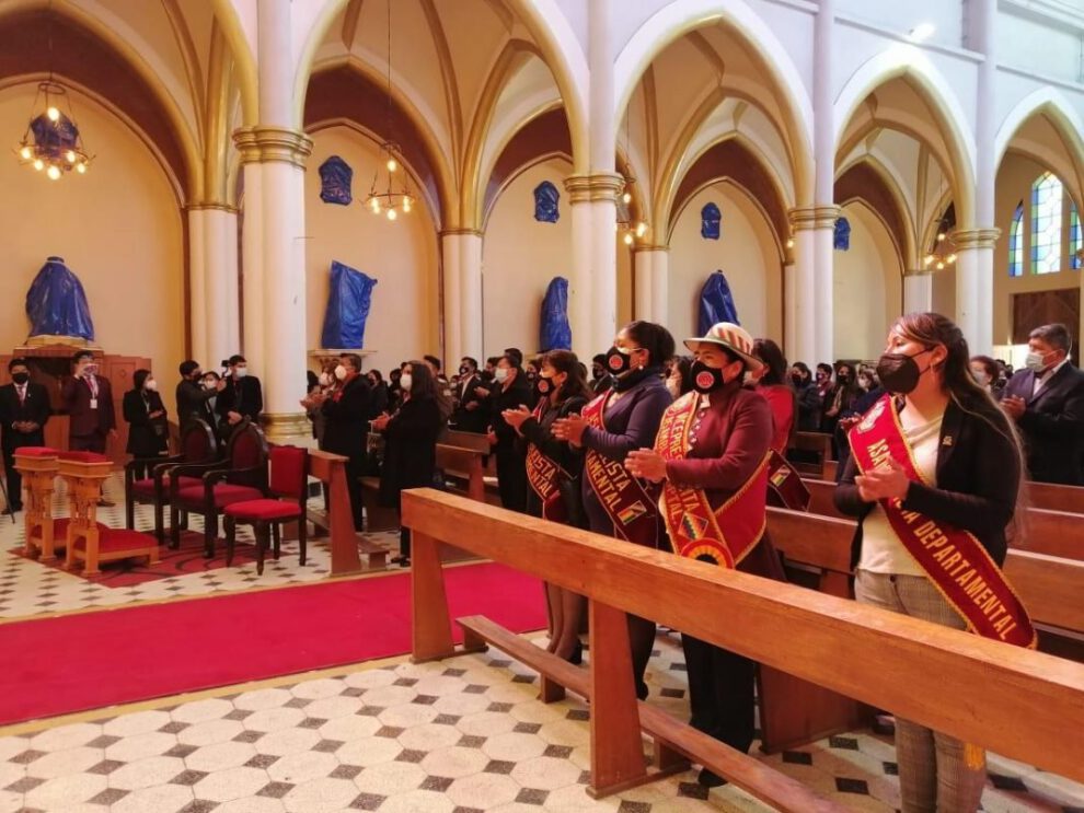Proyectos verdaderos en Oruro durante el Te Deum