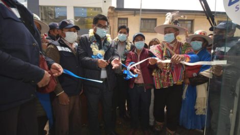 Inauguración del supermercado Emapa