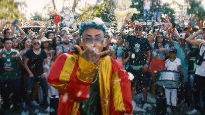 Bonny Lovy presenta su nueva canción Loco de remate
