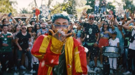 Bonny Lovy presenta su nueva canción Loco de remate