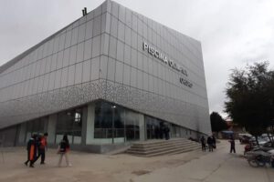 Piscina Olímpica abierta al público en Oruro
