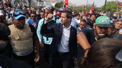 Juan Guaidó llama a los venezolanos a salir a las calles para rescatar su país de Maduro