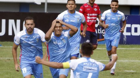 Victoria de Blooming en Sacaba