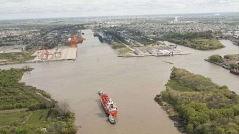 Bolivia busca alternativas para instalar zona franca boliviana en La Plata