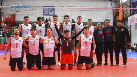 Integrantes del Plantel de Nimbles clasificado a la Liga Superior del Voleibol Boliviano