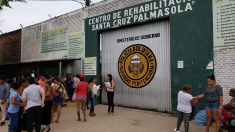 Prostitución en Palmasola denunciada por María Galindo