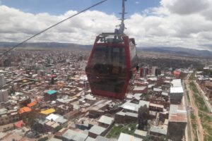 Teleférico Turístico Oruro y su deuda con la Gobernación