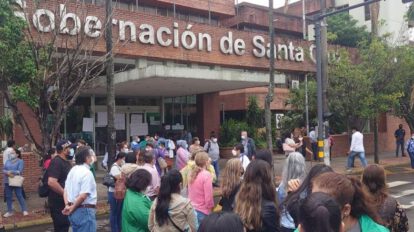 Paro de trabajadores del Sedes en Santa Cruz por mejores condiciones laborales