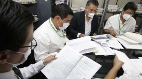 Consejo de la Magistratura revisando casos de feminicidios y asesinatos