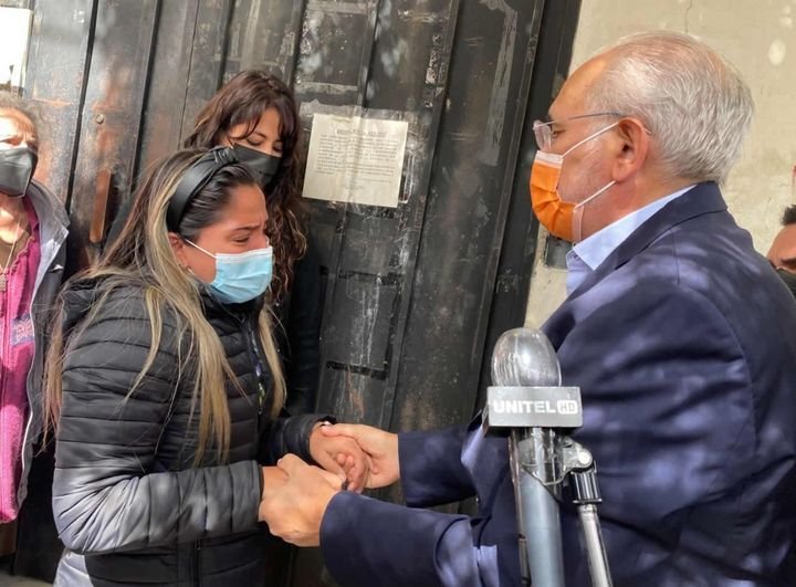 Carlos Mesa cuestiona violaciones de derechos de Jeanine Añez