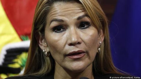Justicia rechaza acción de libertad a Áñez