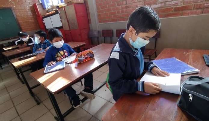 Retorno a clases presenciales en La Paz bajo autorización de los padres