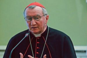Vaticano pide negociar para evitar al mundo, la locura y los horrores de la guerra