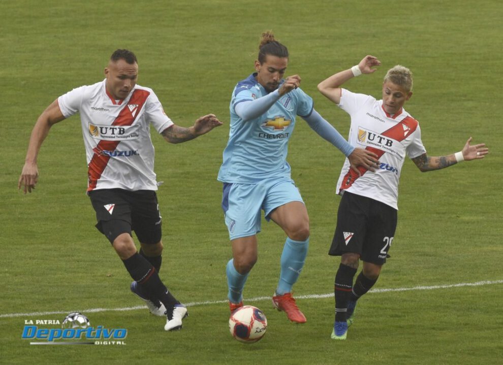 Bolívar gana el partido contra Always Ready en el estadio Hernando Siles