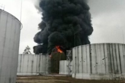 Terminal petrolera en Ucrania tras el impacto de un proyectil