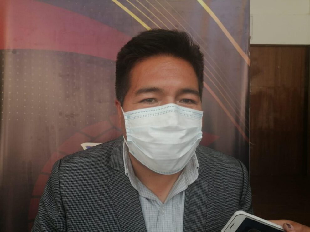 Renuncia de Boris Villanueva como Secretario Municipal de Cultura