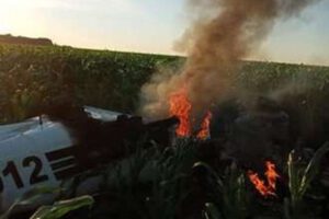 Avioneta boliviana presuntamente transportaba droga en Paraguay